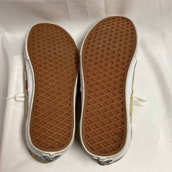 Disney VANS Winnie the Pooh Lace Up Sneakers Tan Size M 8.5 W 10 Worn Once! - Picture 6 of 6